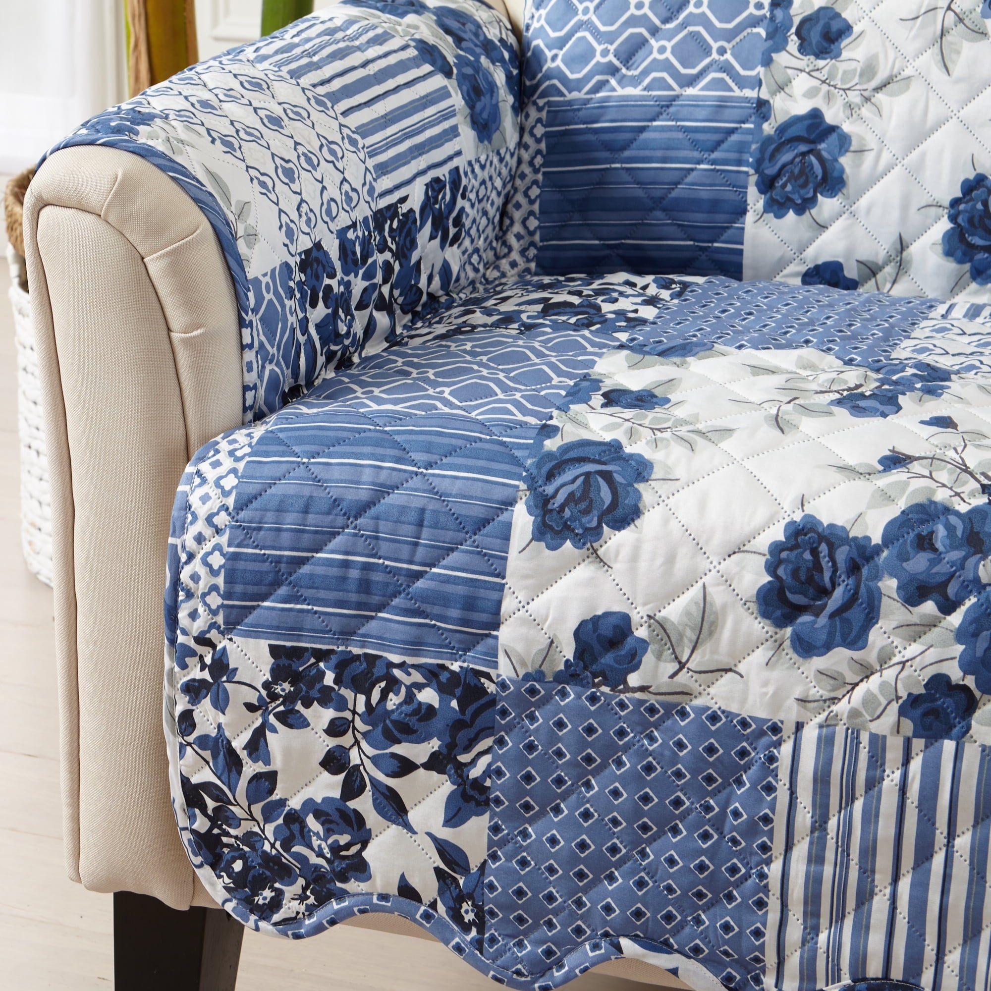 Great Bay Home Patchwork Scalloped Reversible Washable Pet Furniture Protector  (74" Sofa, Navy)