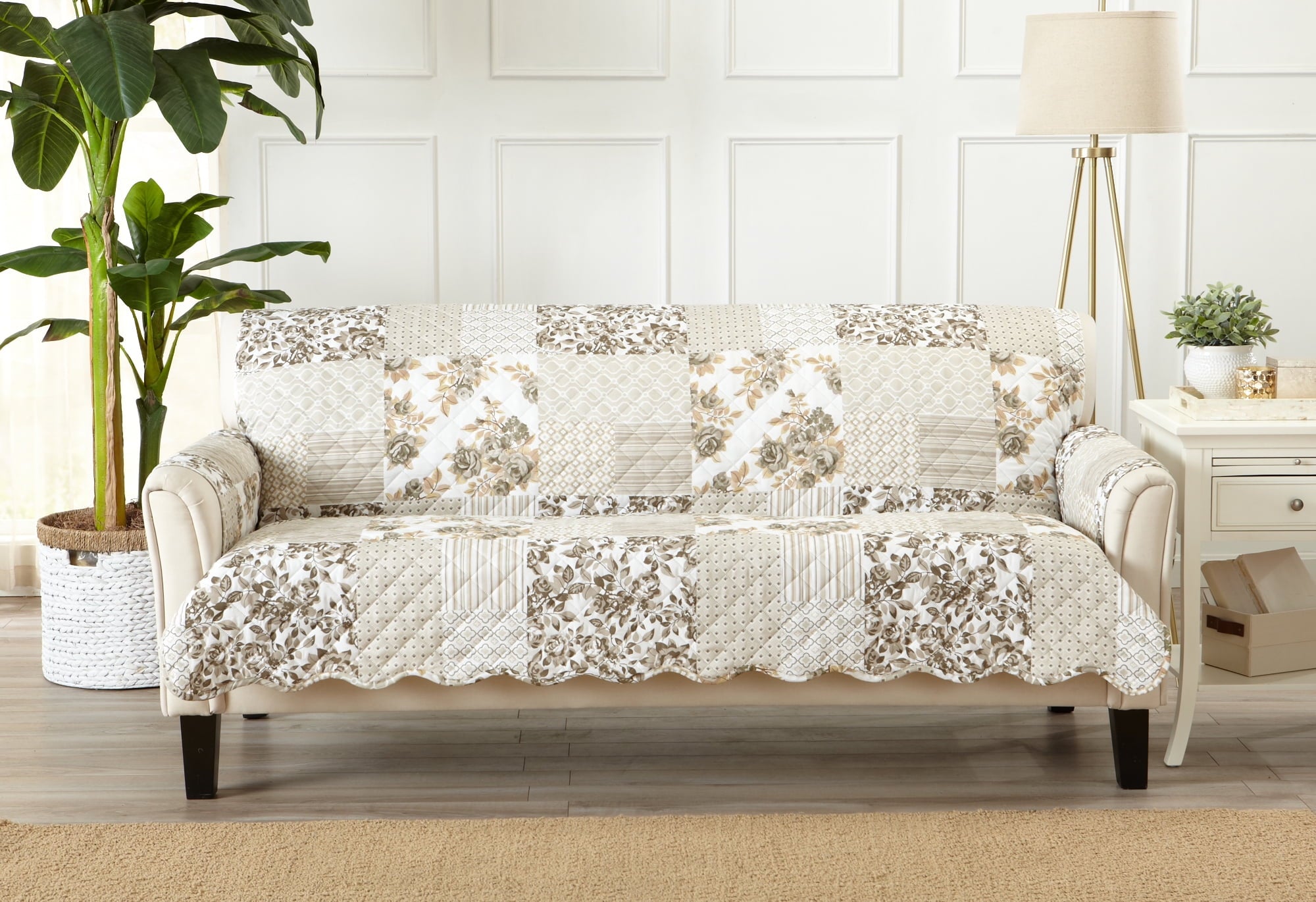 Great Bay Home Patchwork Scalloped Reversible Washable Pet Furniture Protector  (74" Sofa, Navy)