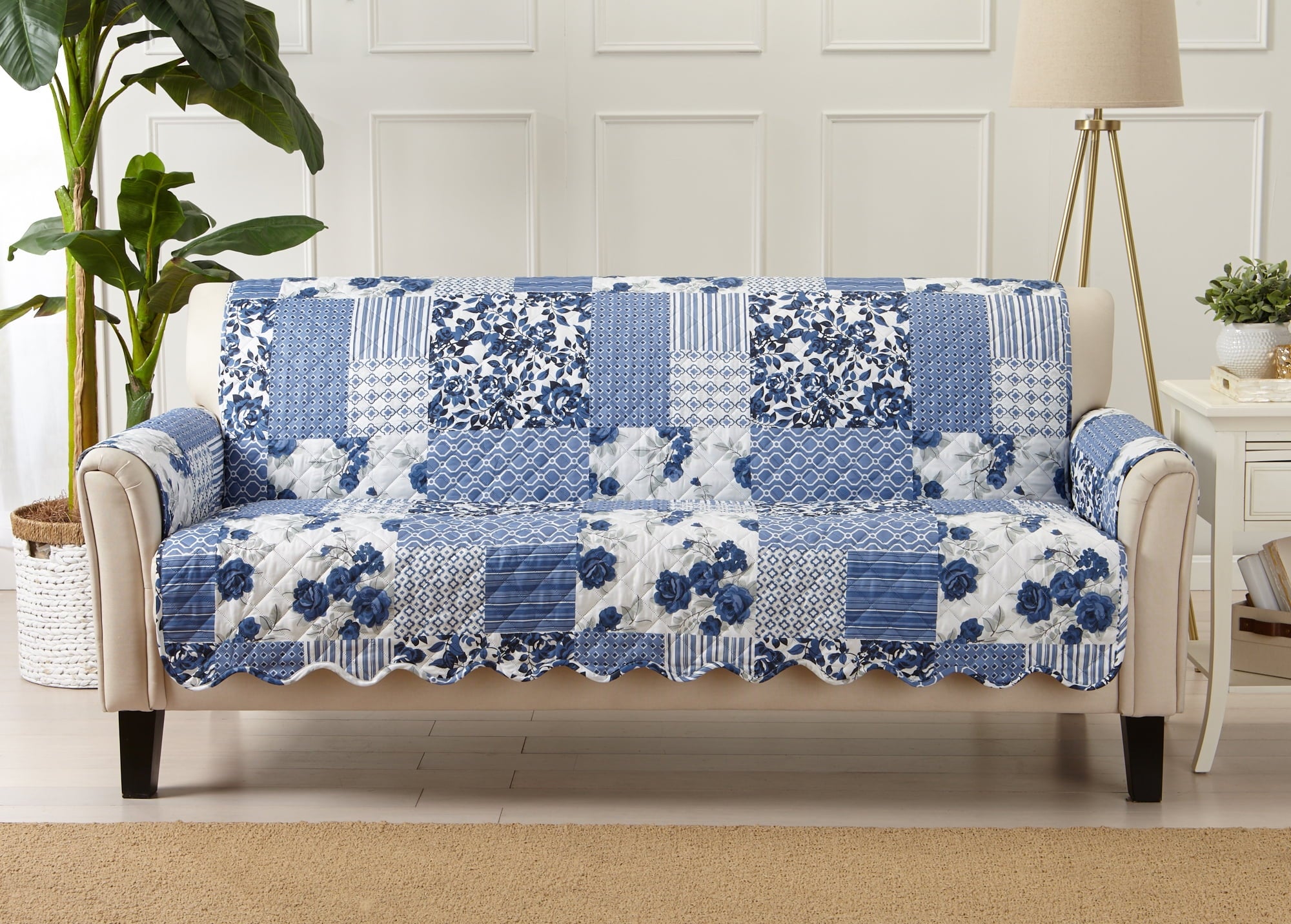 Great Bay Home Patchwork Scalloped Reversible Washable Pet Furniture Protector  (74" Sofa, Navy)